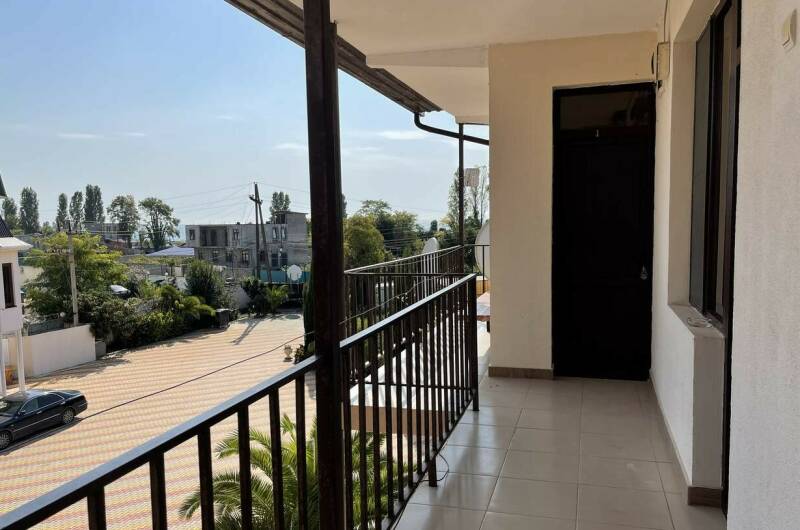 3-х местный с общим балконом