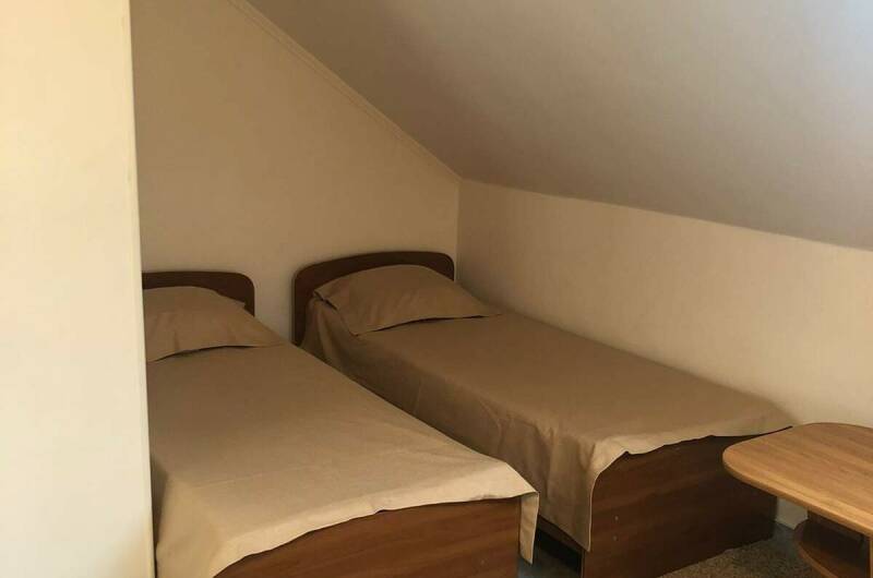 Номер с удобствами на троих