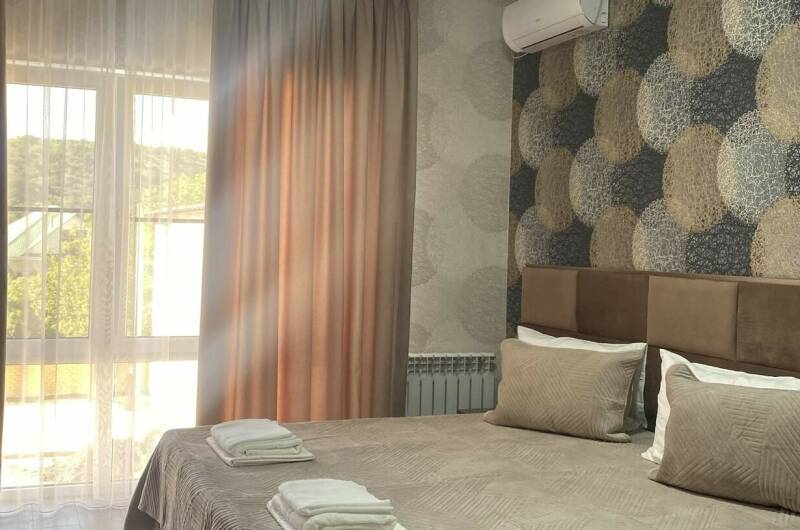 Люкс 4х местный 2 комнатный с балконом