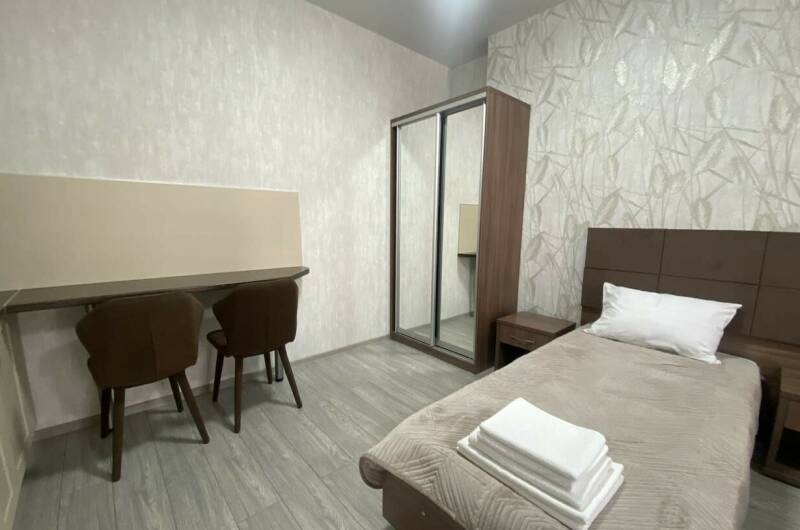 Люкс 2х комнатный с кухней и отд входом