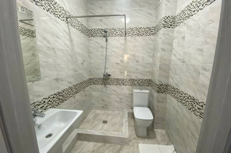 Люкс 2х комнатный с кухней и отд входом