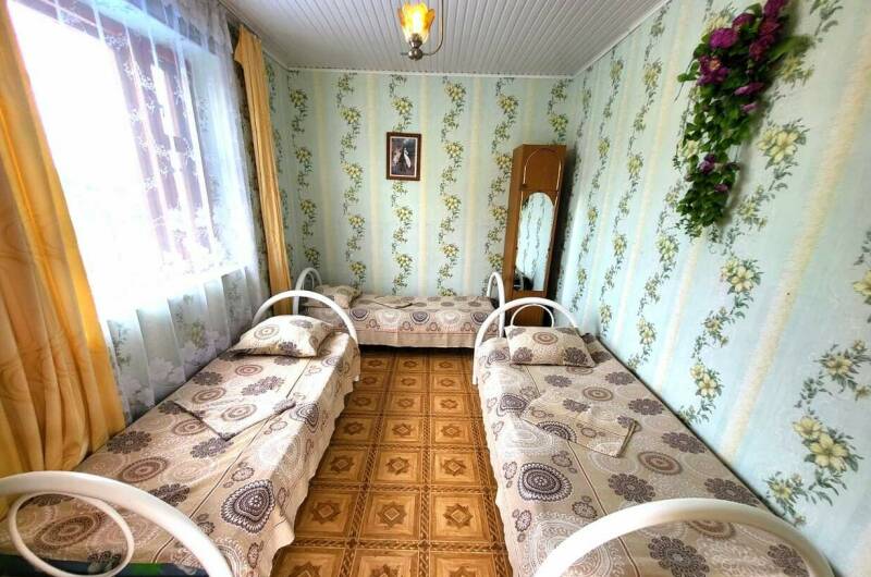 «Эконом» трехместный с раздельными кроватями