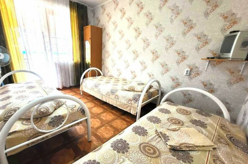 «Эконом» трехместный с раздельными кроватями