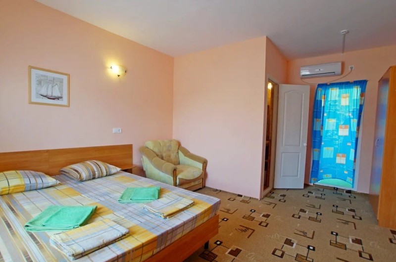 «Стандарт» 2-х местный с балконом