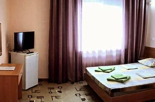 «Стандарт» 3-х местный с балконом