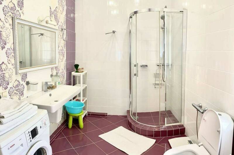 Трёхкомнатные апартаменты с кухней