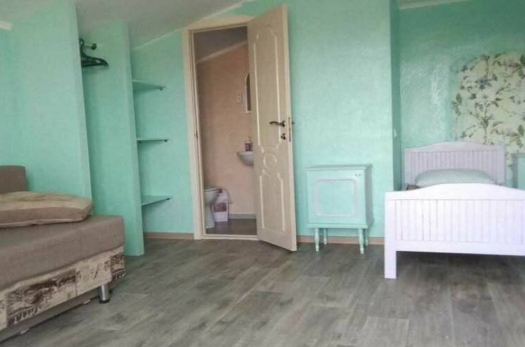 Четырехместный номер «Стандарт» с видом на сад