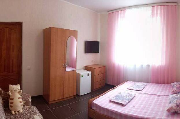 Стандартный номер (вид во двор)