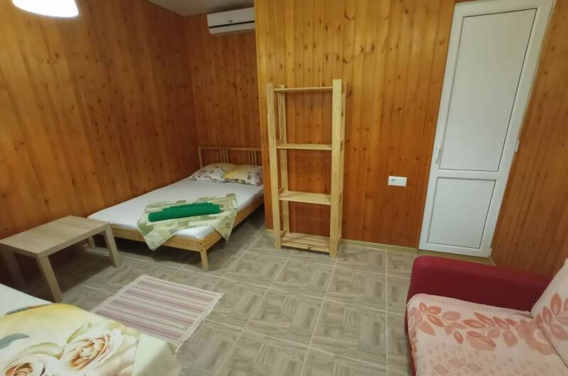 Комната «Люкс» на 2−4 человека