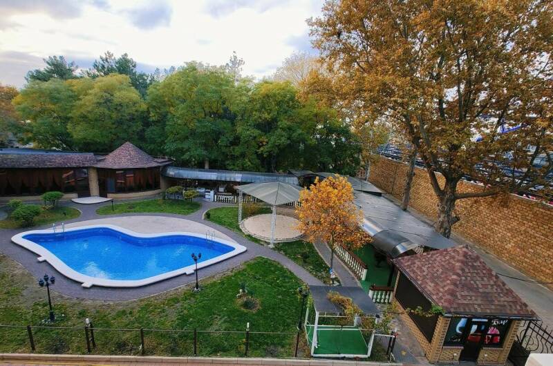 3х местный Комфорт с видом на бассейн