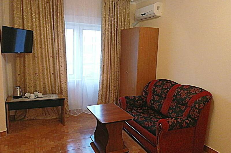 «Семейный» 2-х комнатный 4-х местный с балконом