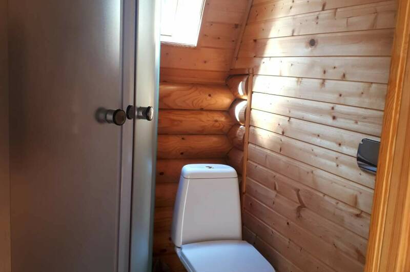 Деревянный эко-домик