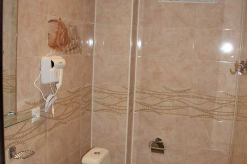 Номер 3-х местный с удобствами, с балконом