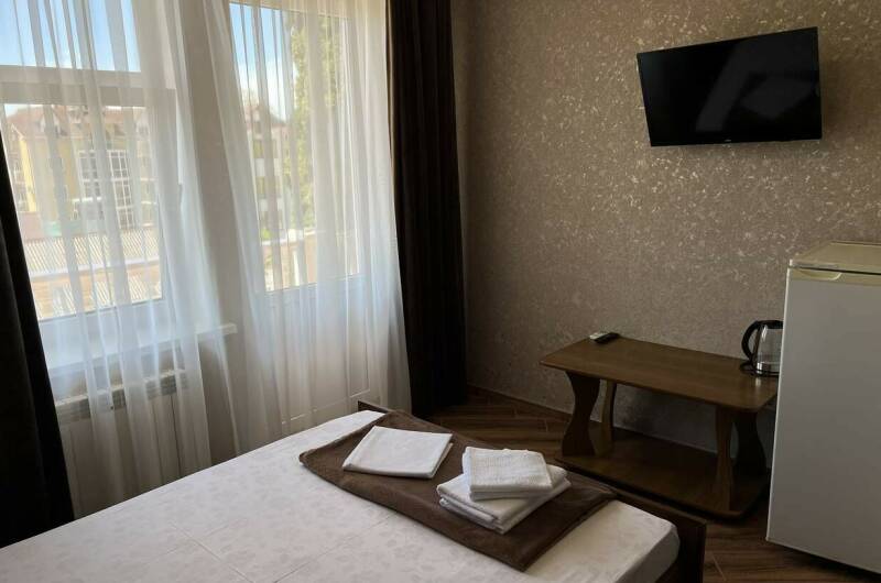 Номер 4-х местный с удобствами, с балконом