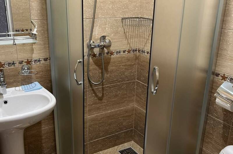 Номер 4-х местный с удобствами, с балконом