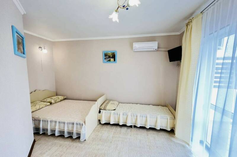 Трехместный «Студио»