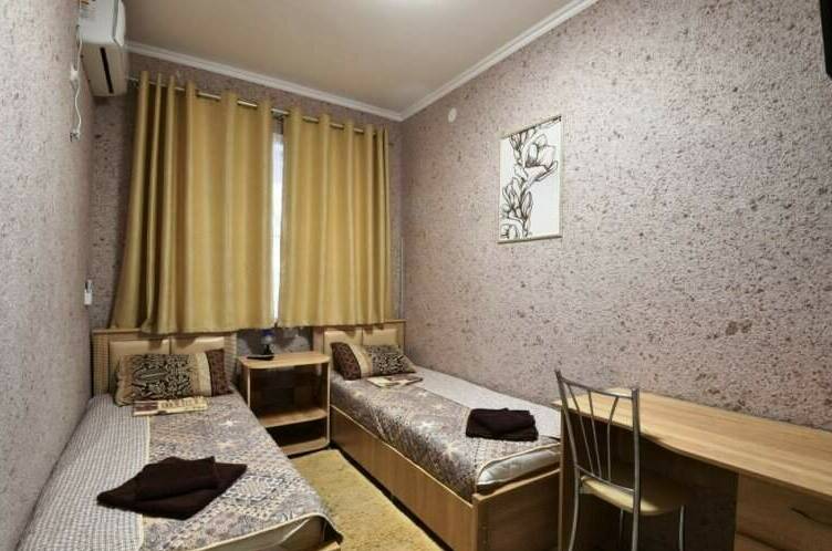 Четырехместная двухкомнатная «Студия-Люкс»