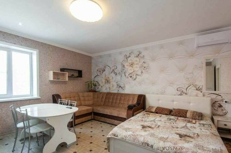 Пятиместная двухкомнатная «Студия-Люкс»