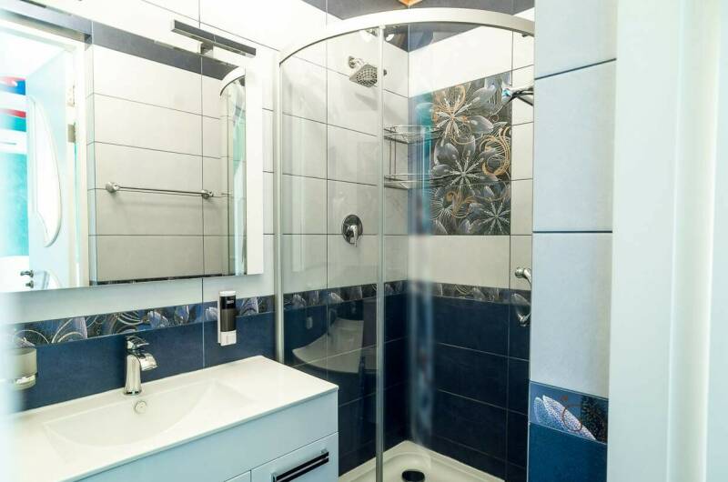 Трехместная студия «Алые паруса»