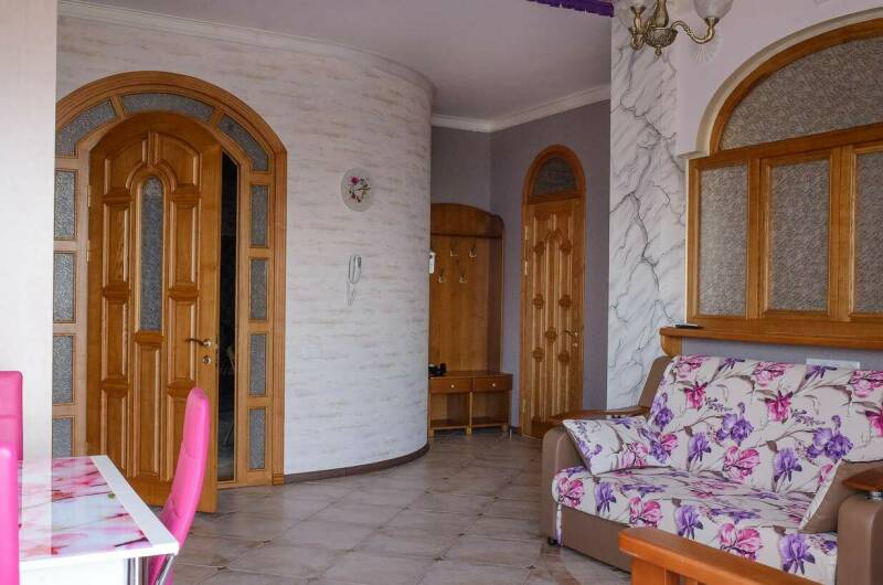 Пятиместная двухкомнатная студия «Прованс»