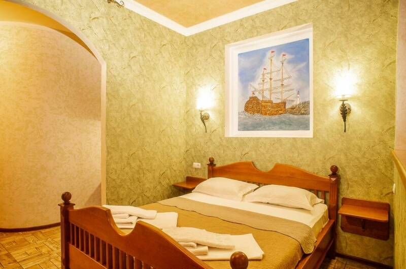 Двухкомнатная студия «Морская»