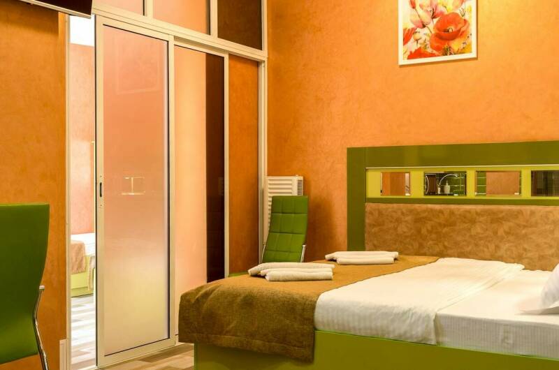 Четырехместная студия «Осенняя»