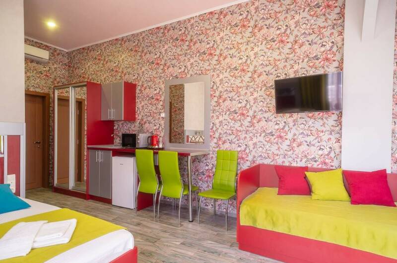 Трехместная студия «Летняя»