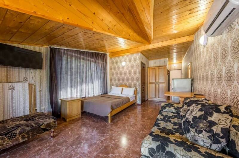 Четырехместный номер с балконом