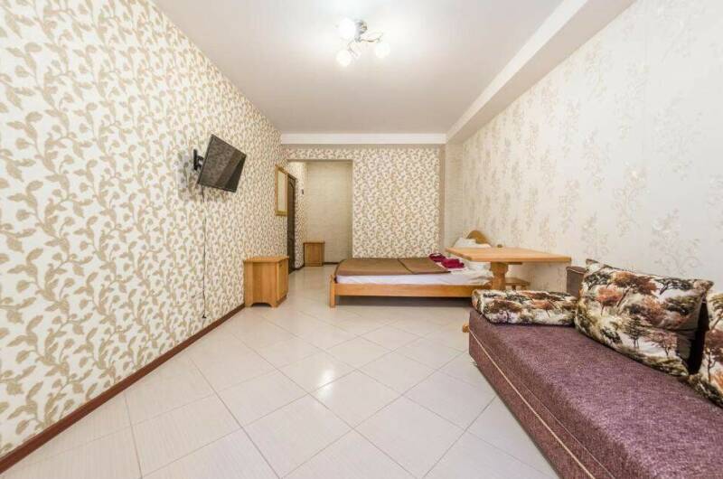 Четырехместный номер с террасой