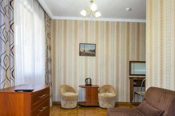 4-местный номер с балконом