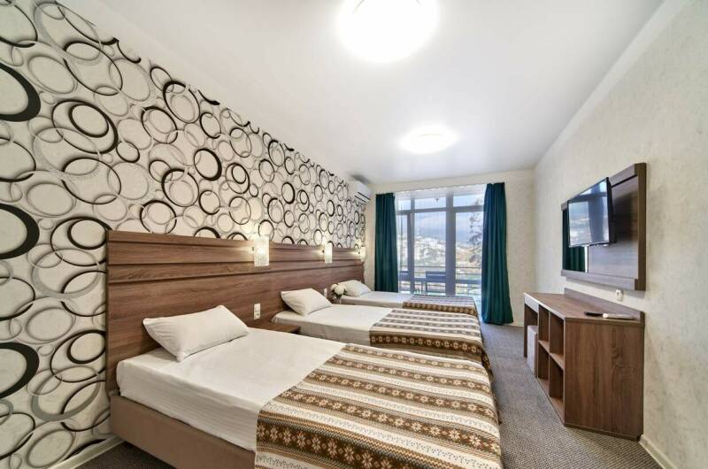 3-местный Стандарт с балконом / с террасой