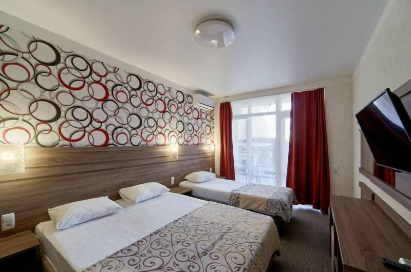 3-местный Стандарт с балконом / с террасой