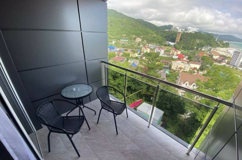 Студия с кухней вид на горы без балкона