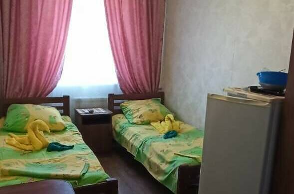 Двухместный номер-эконом (2 односпальные кровати)