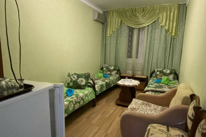 Четырехместный эконом (4 кровати)