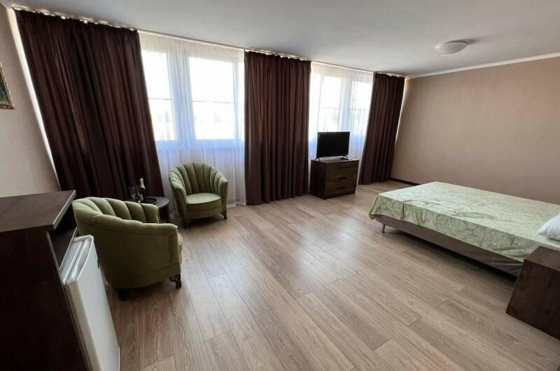 Номер «Люкс» 2-х комнатный (N25)