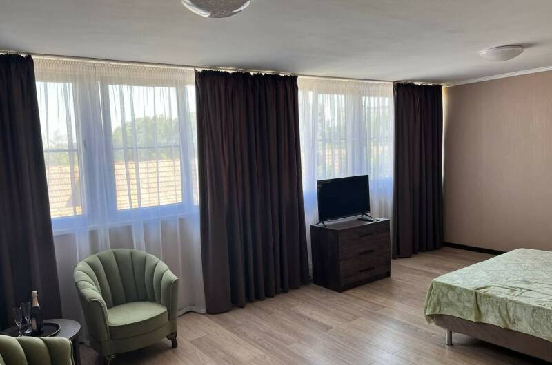 Номер «Люкс» 2-х комнатный (N25)