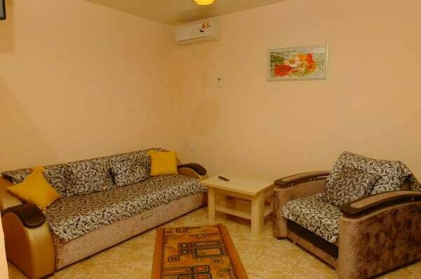 Двухкомнатный номер с кухонной зоной