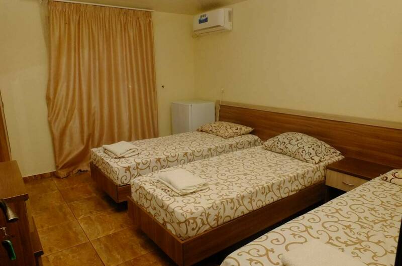 Трехместный «Стандарт» с тремя кроватями