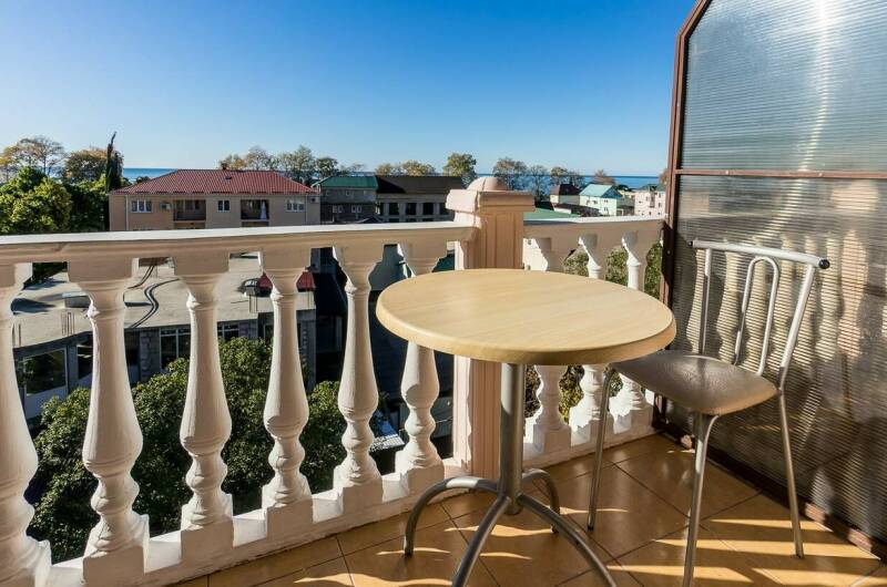 Семейный «Полулюкс» с балконом