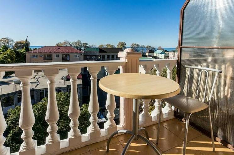 Трёхместный «Полулюкс»