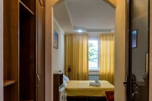 Трёхместный «Полулюкс»