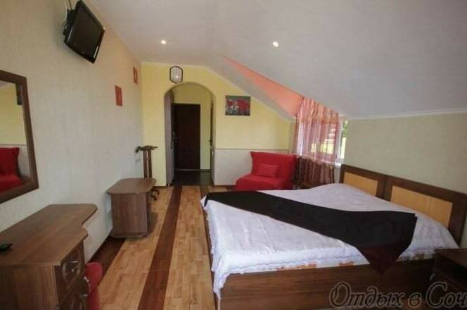 Трёхместный «Полулюкс»