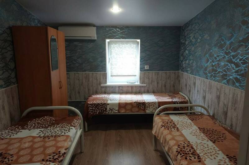 «Стандарт» трёхместный (2 этаж)