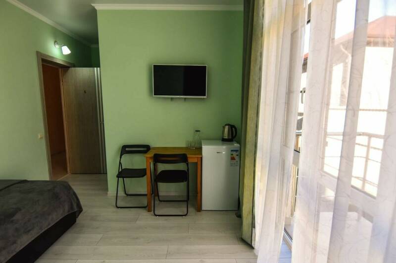 Трёхместный номер на втором этаже