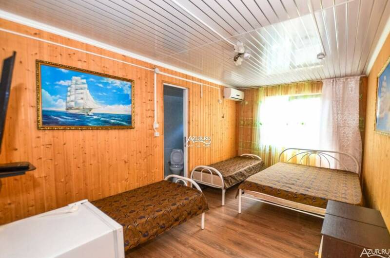 Четырехместный номер с беседкой