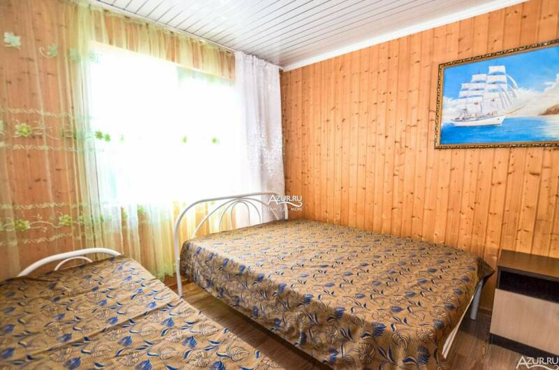 Четырехместный номер с беседкой