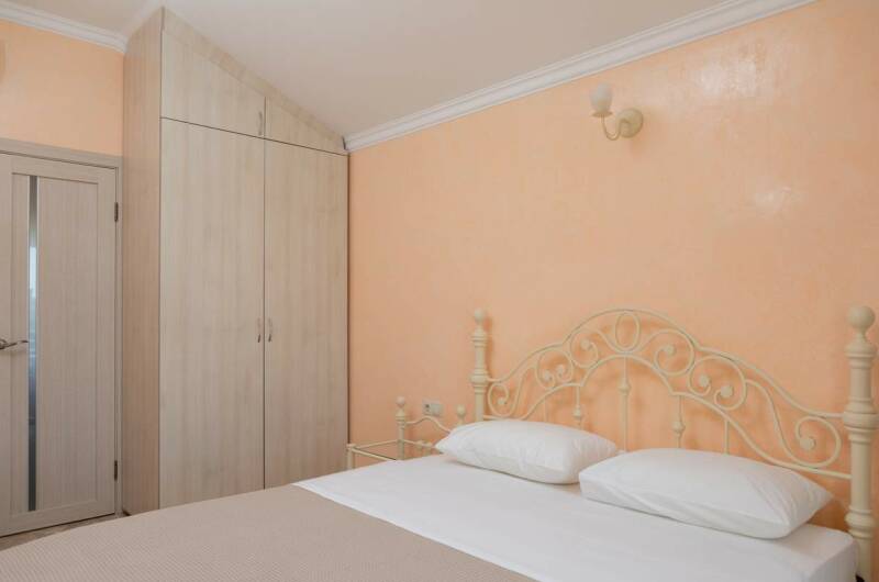 3-х местный двухкомнатный «Superior Balcony Room»