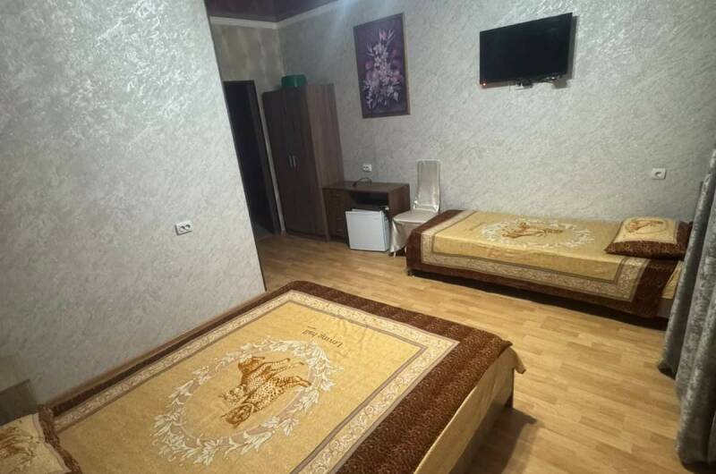 Стандартный трёхместный номер
