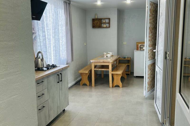 Номер двухкомнатный с кухней с двумя санузлами